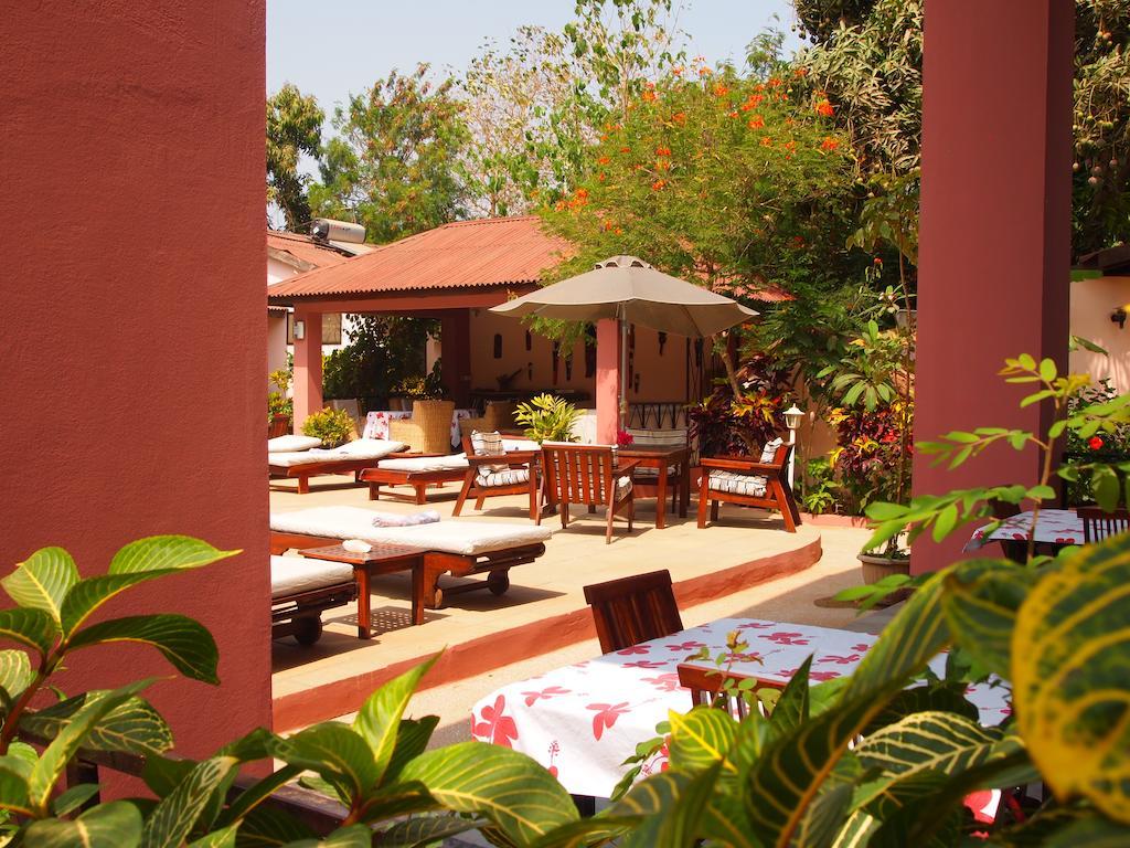 Hibiscus House Gambia Hotel Brufut Bagian luar foto