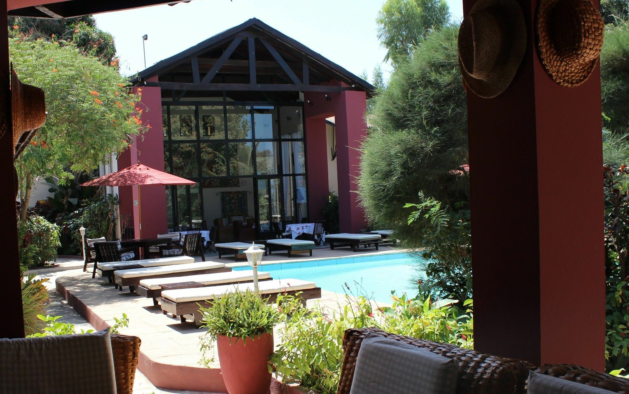 Hibiscus House Gambia Hotel Brufut Bagian luar foto