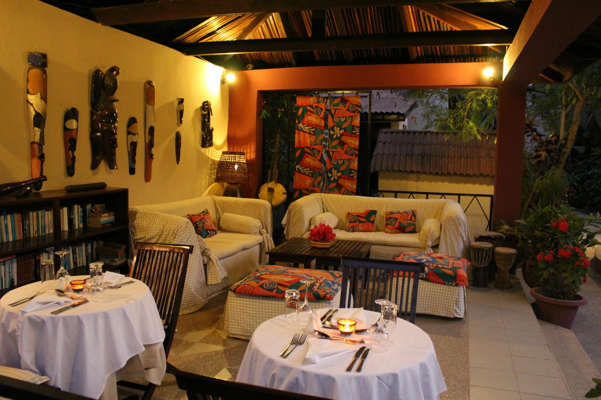Hibiscus House Gambia Hotel Brufut Bagian luar foto